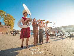 Illustration pour Merci à vous ! et après la cagnotte, la fête !!